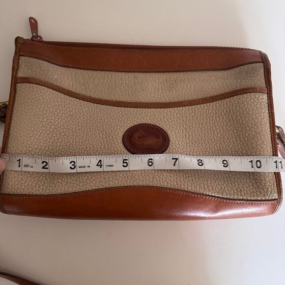 Dooney & Bourke All Weather Leather Vintage Crossbody Bag Cream Tan Leather - Picture 14 of 16